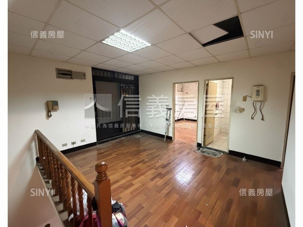 仁壽大空間★公寓頂加房屋室內格局與周邊環境