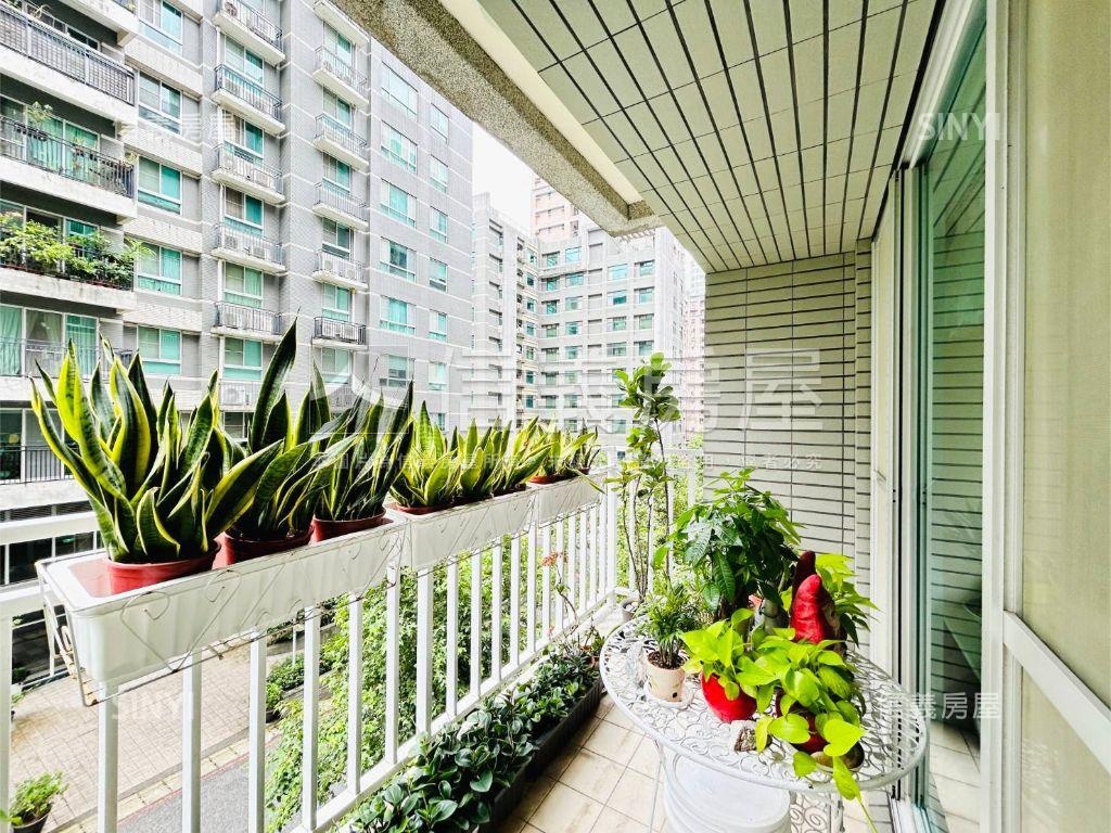 翡冷翠三房樹景美屋房屋室內格局與周邊環境