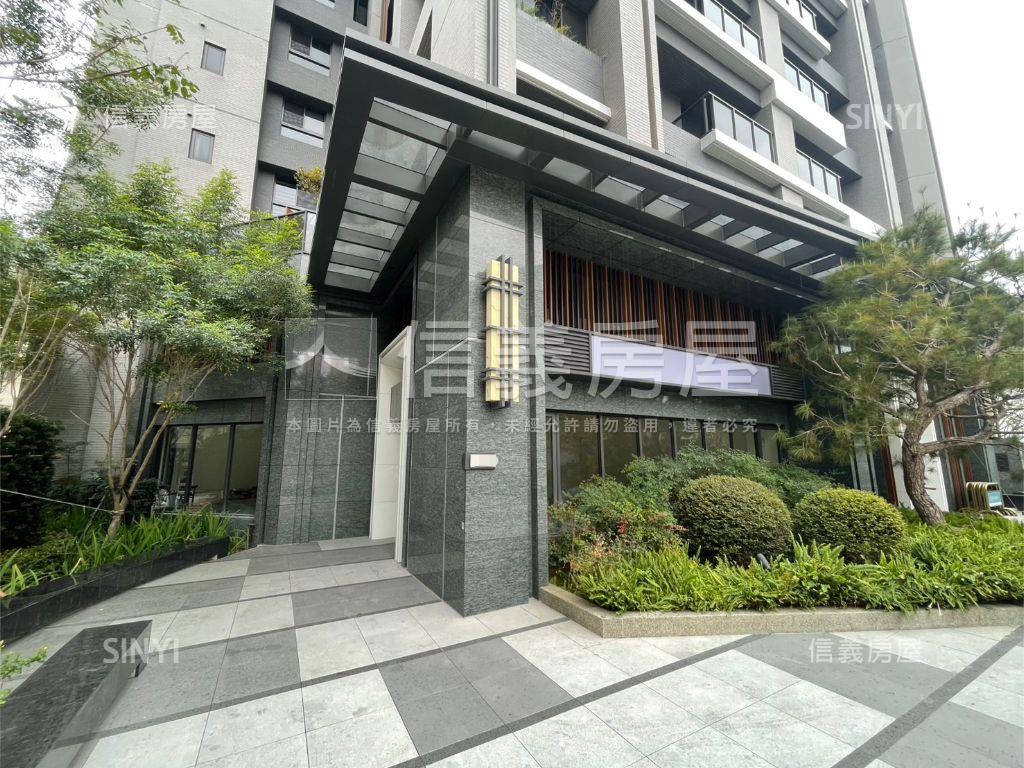 近一中三民路大面寬金角店房屋室內格局與周邊環境