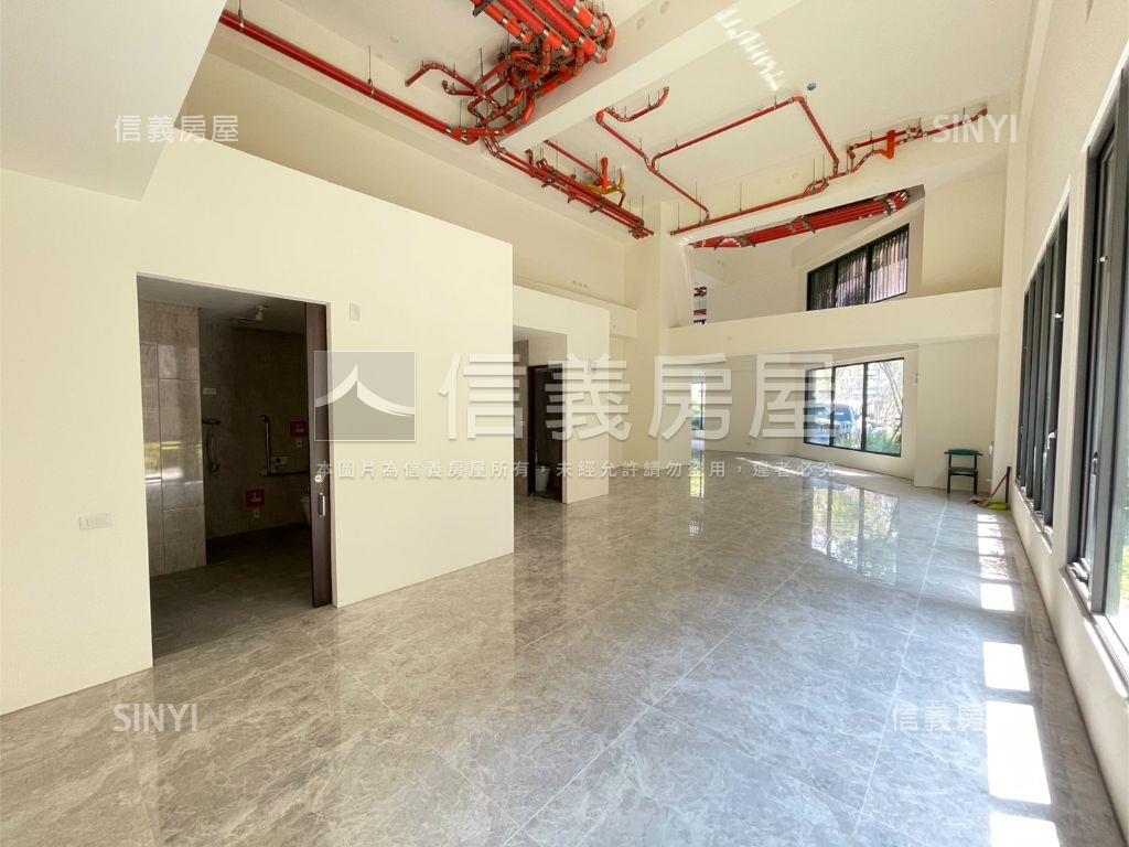 近一中三民路大面寬金角店房屋室內格局與周邊環境