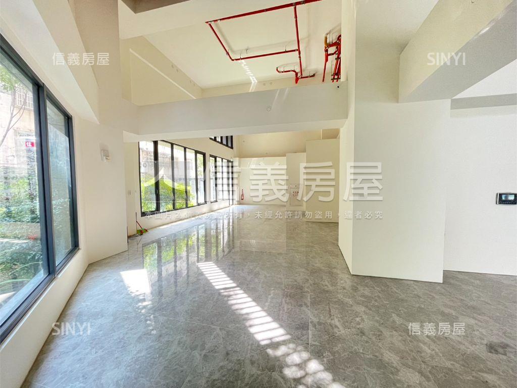 近一中三民路大面寬金角店房屋室內格局與周邊環境