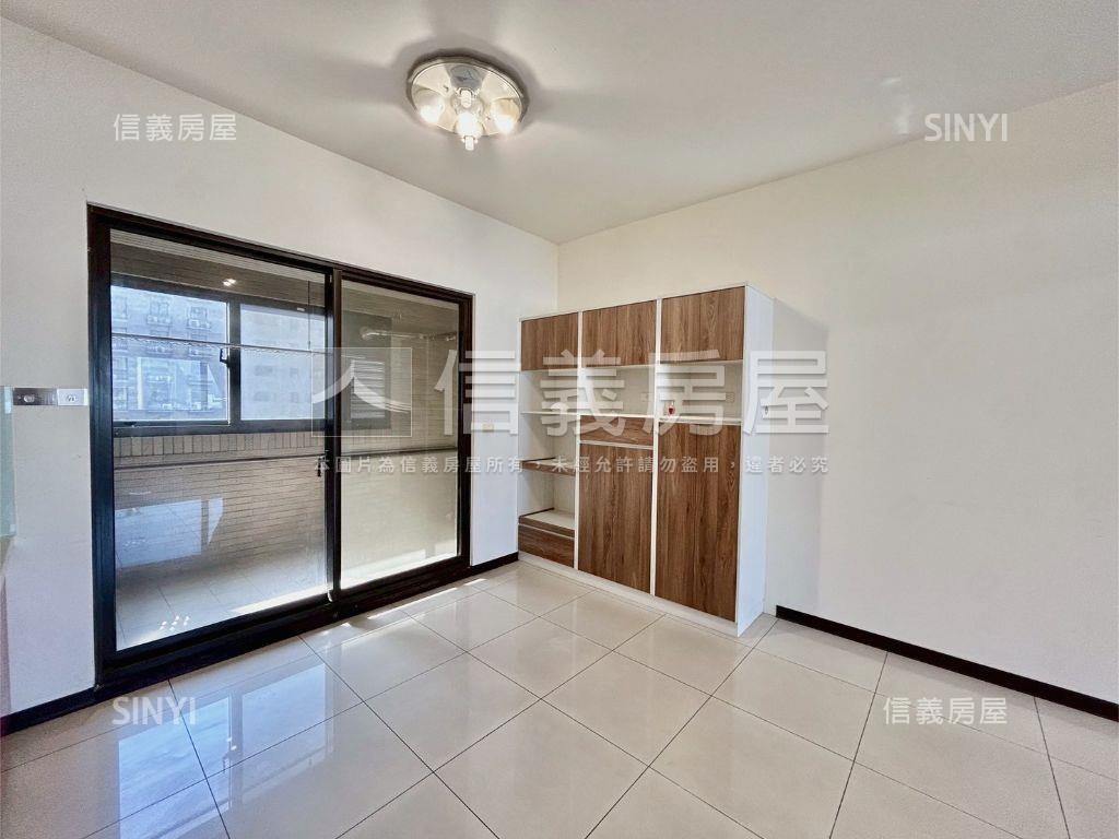 高鐵區文興國小四房美屋房屋室內格局與周邊環境