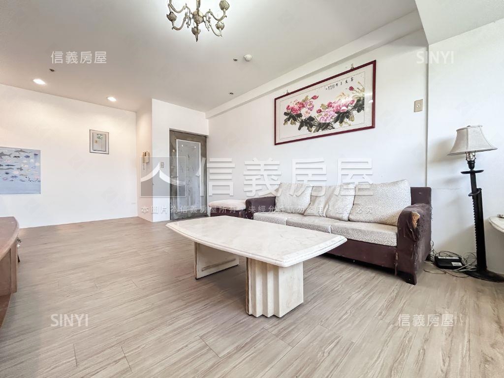 台北水都。河景三房房屋室內格局與周邊環境