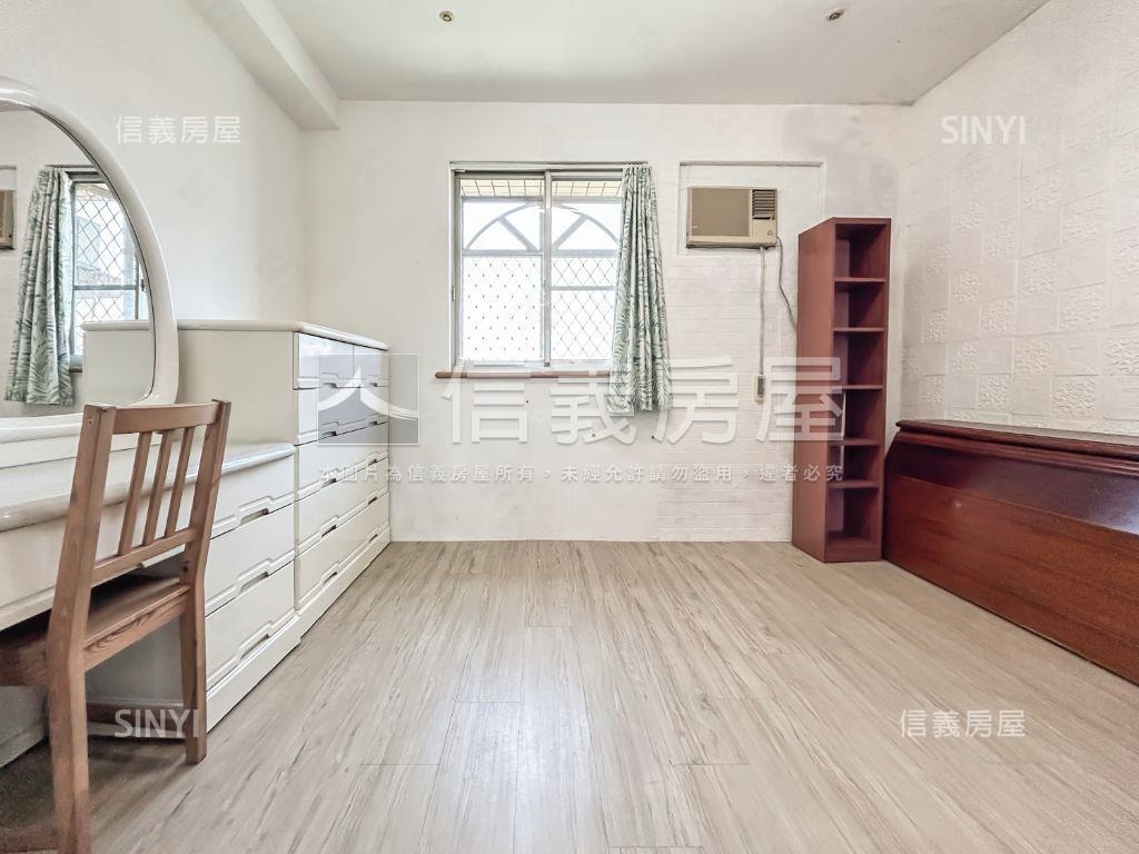 台北水都。河景三房房屋室內格局與周邊環境