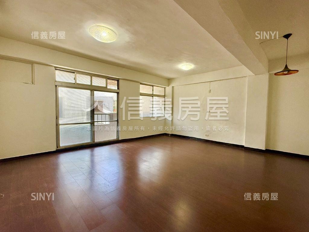 前後陽台三房低總價公寓房屋室內格局與周邊環境
