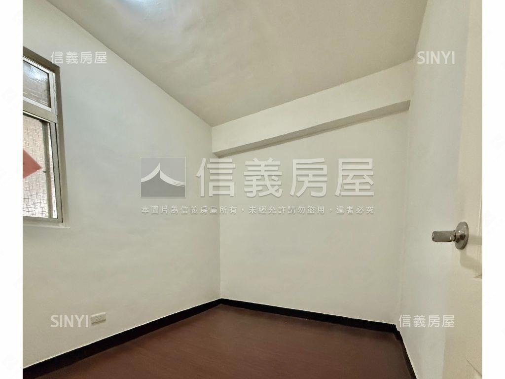 前後陽台三房低總價公寓房屋室內格局與周邊環境