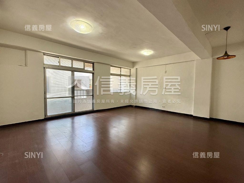 前後陽台三房低總價公寓房屋室內格局與周邊環境