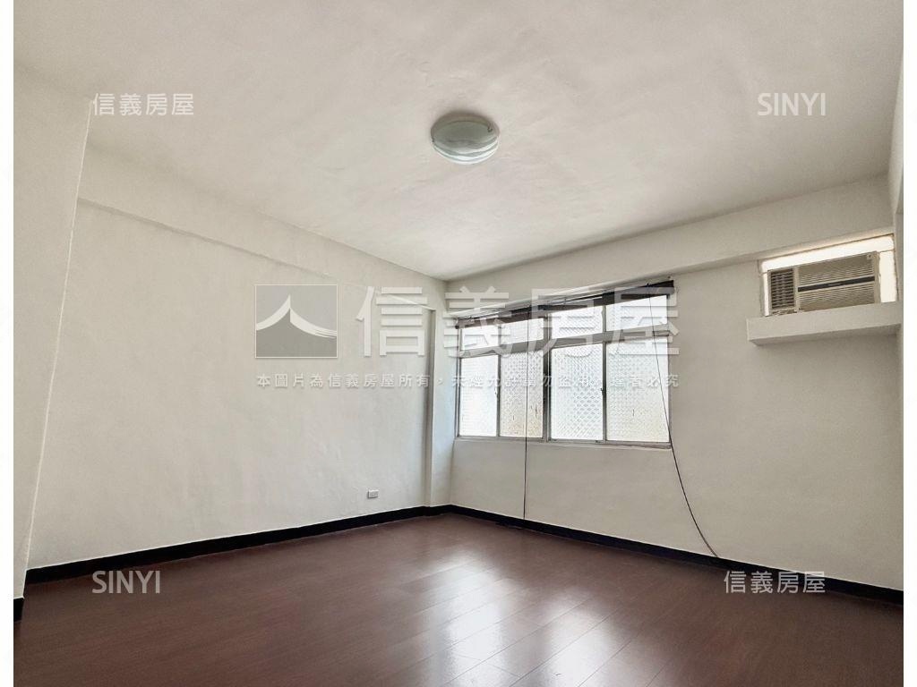 前後陽台三房低總價公寓房屋室內格局與周邊環境