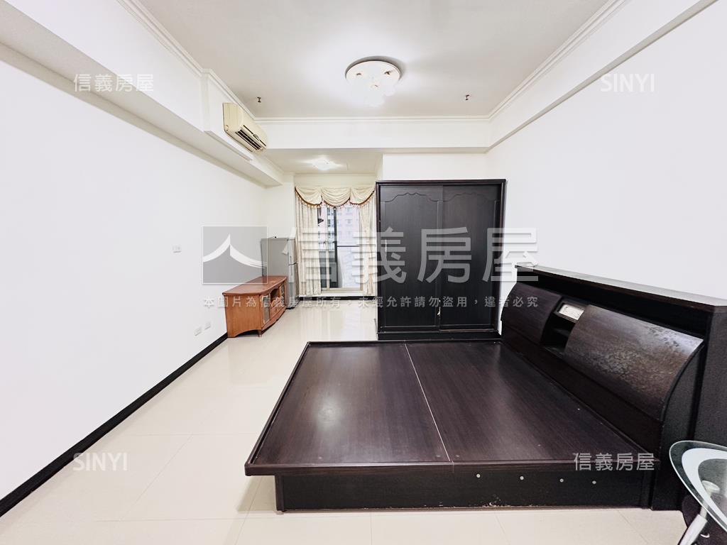 小資首選。四季會館套房房屋室內格局與周邊環境