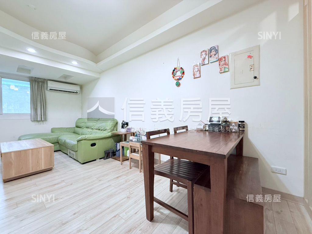 捷運邊間綠景兩房房屋室內格局與周邊環境