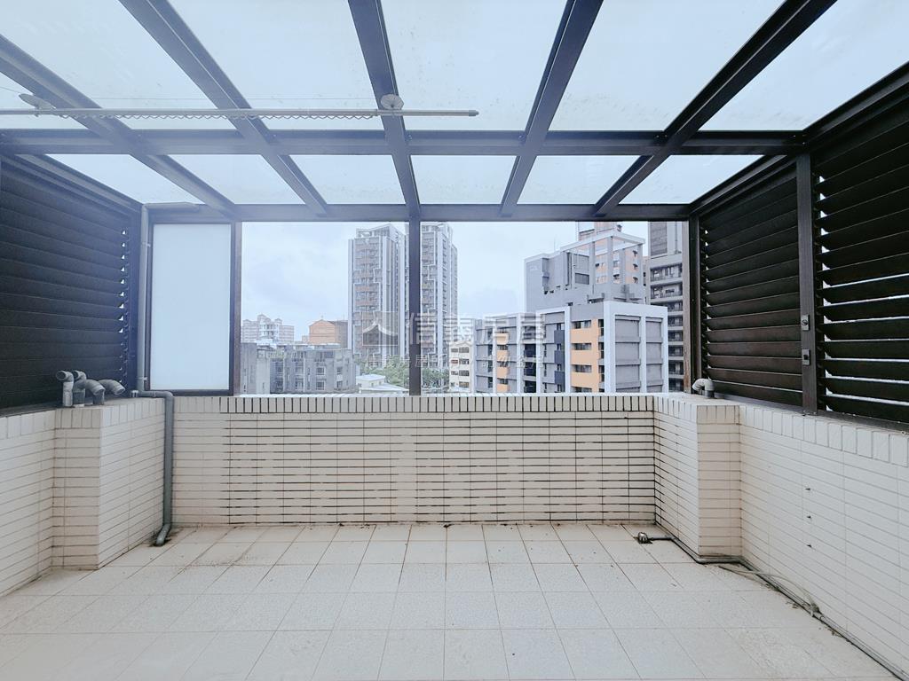 復興路彰銀旁震後透天房屋室內格局與周邊環境