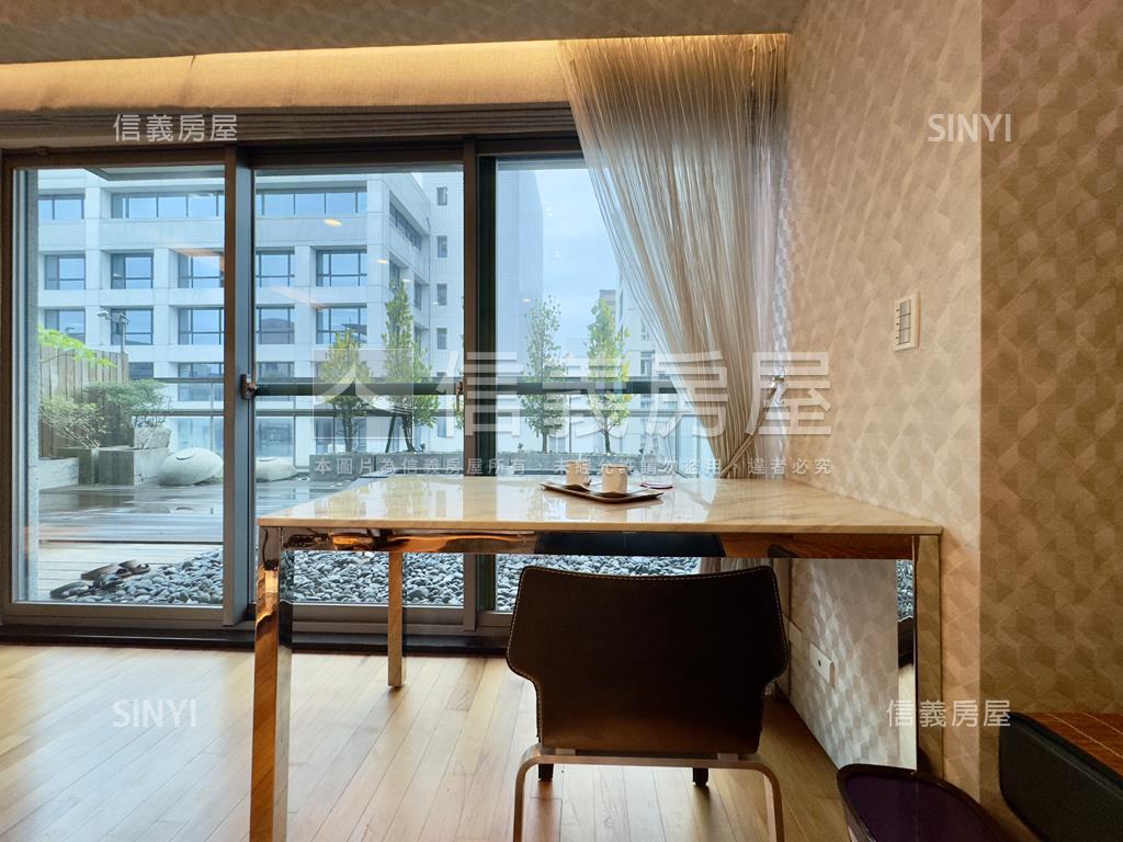 冠德中山稀有露台小豪宅房屋室內格局與周邊環境