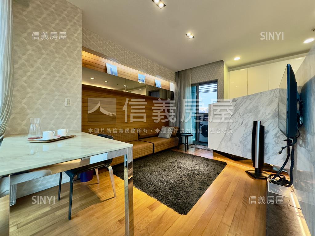 冠德中山稀有露台小豪宅房屋室內格局與周邊環境