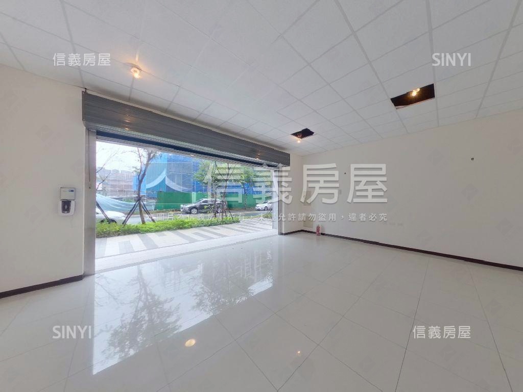 邊間面寬金店面有車位房屋室內格局與周邊環境