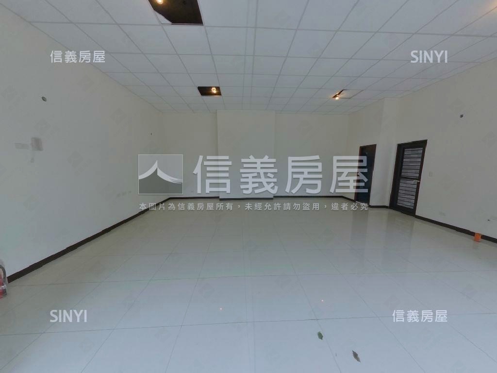 邊間面寬金店面有車位房屋室內格局與周邊環境