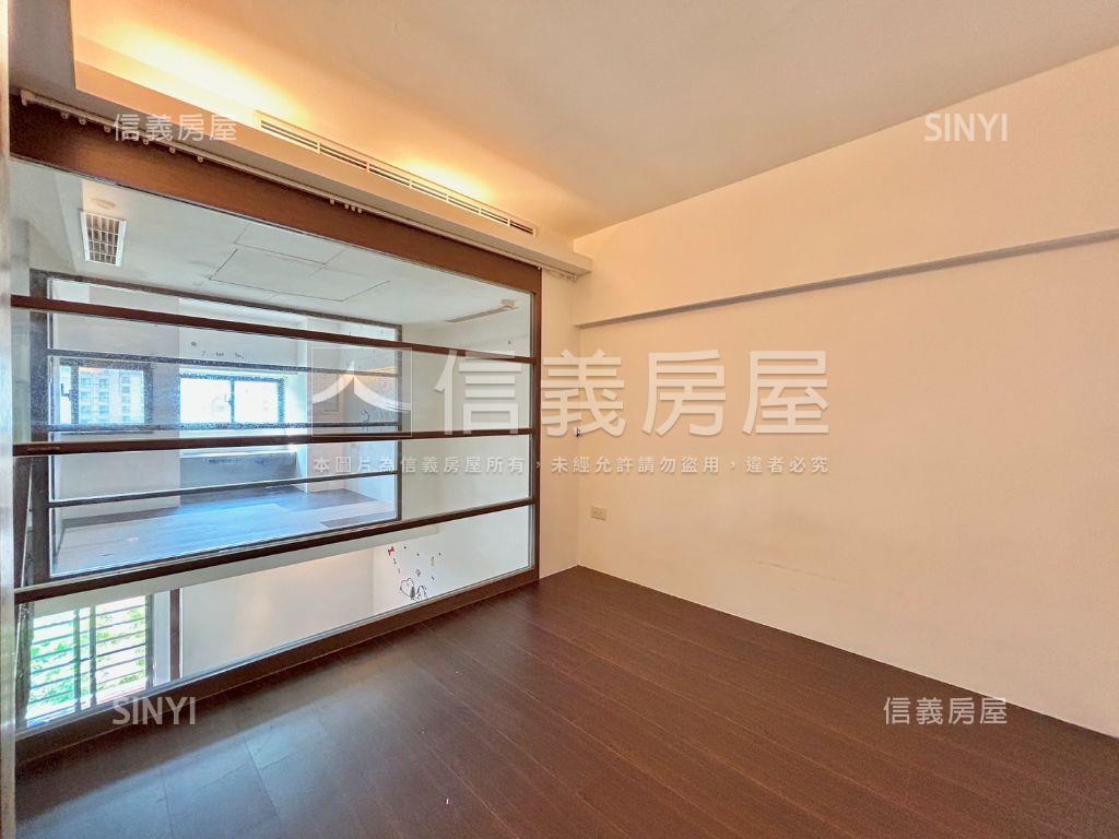 采舍新世界房屋室內格局與周邊環境