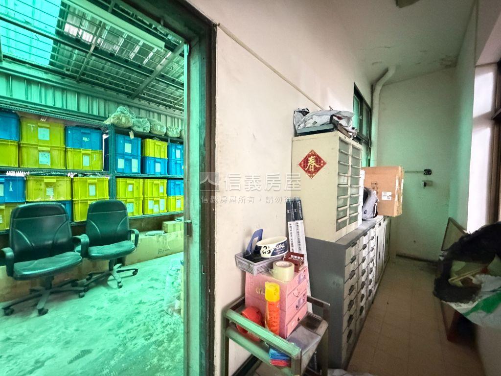光華正路黃金收租角店房屋室內格局與周邊環境