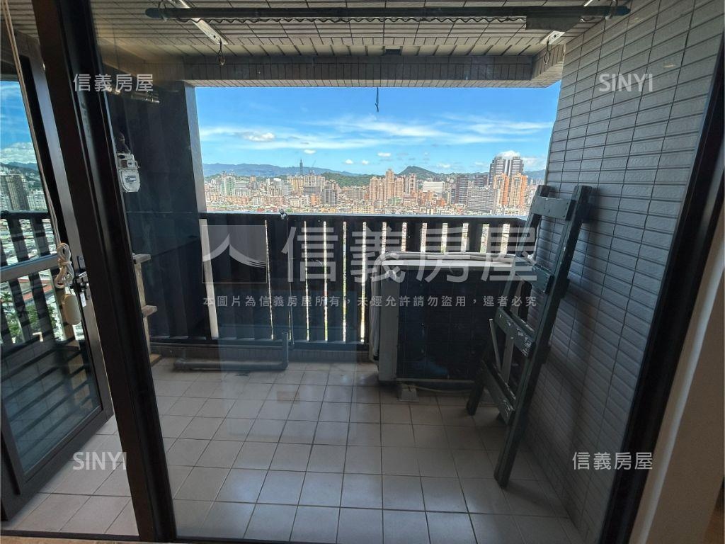 稀有美河市高樓美景房屋室內格局與周邊環境