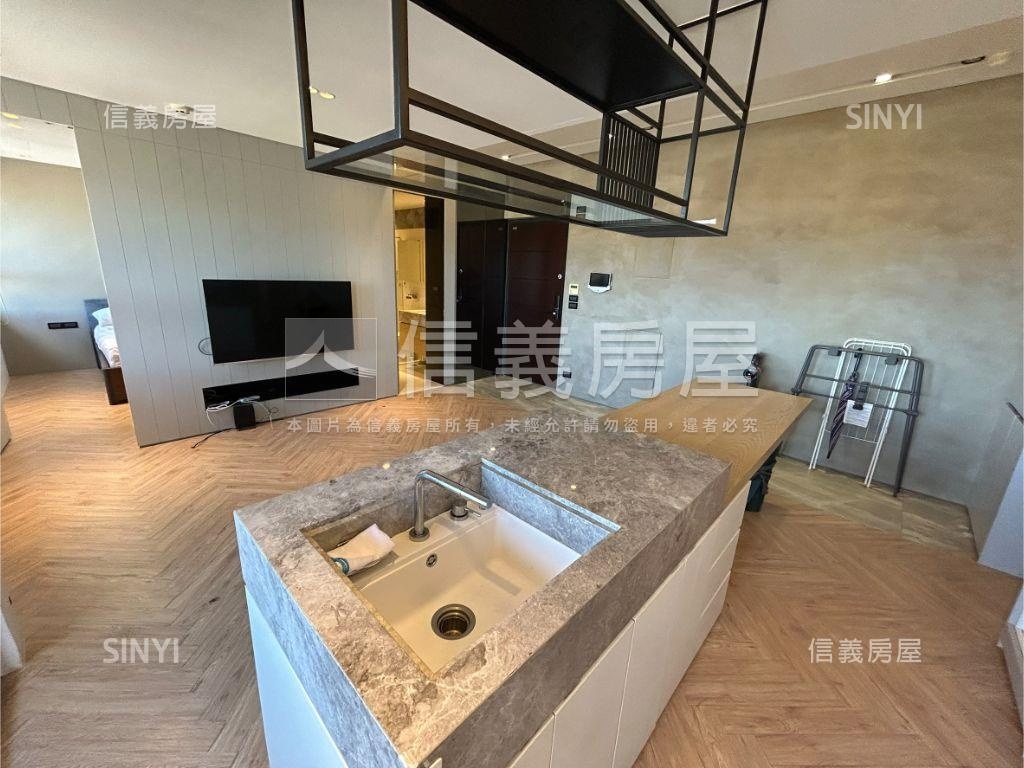 稀有美河市高樓美景房屋室內格局與周邊環境
