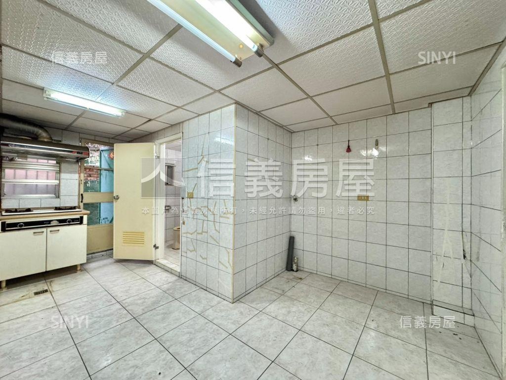 武廟綠廊道旁活巷騎樓透天房屋室內格局與周邊環境