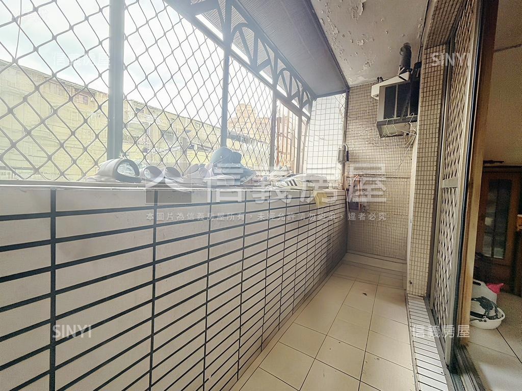 【市民街】公寓三樓房屋室內格局與周邊環境