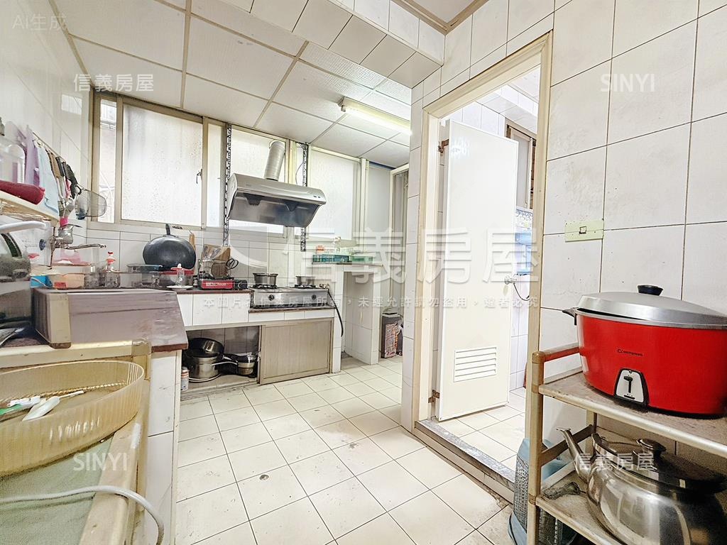 【市民街】公寓三樓房屋室內格局與周邊環境