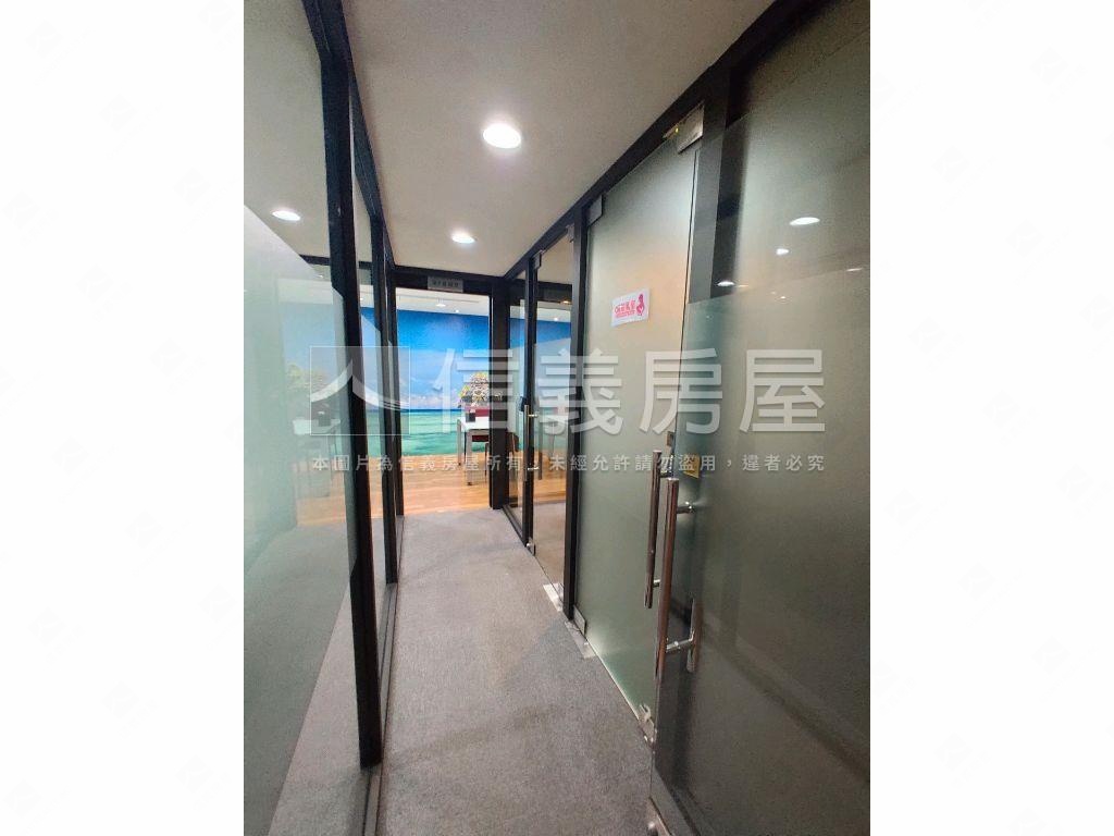 １４５０萬近捷運方正辦公房屋室內格局與周邊環境