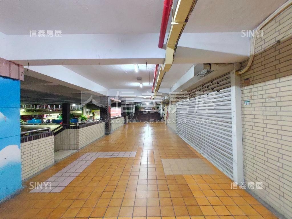 １４５０萬近捷運方正辦公房屋室內格局與周邊環境