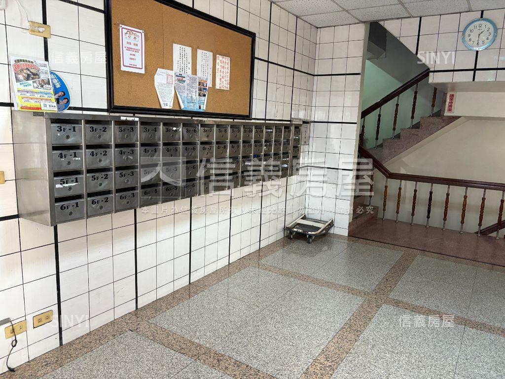 近逢甲大學柏克萊陽台套房房屋室內格局與周邊環境