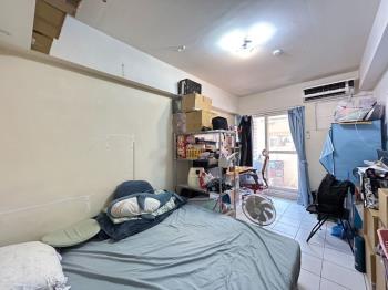 近逢甲大學柏克萊陽台套房