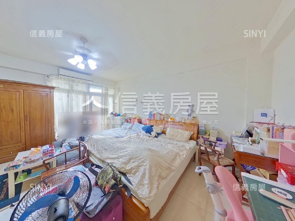 東區震後稀有大地坪美墅房屋室內格局與周邊環境