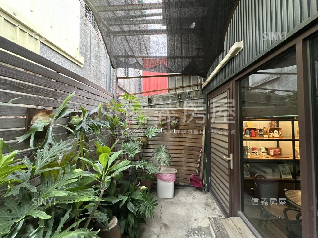 漢神巨蛋商圈面寬金店面房屋室內格局與周邊環境