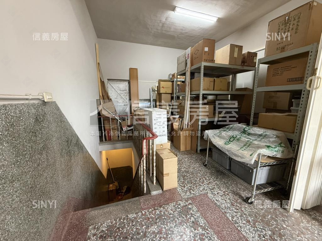 漢神巨蛋商圈面寬金店面房屋室內格局與周邊環境