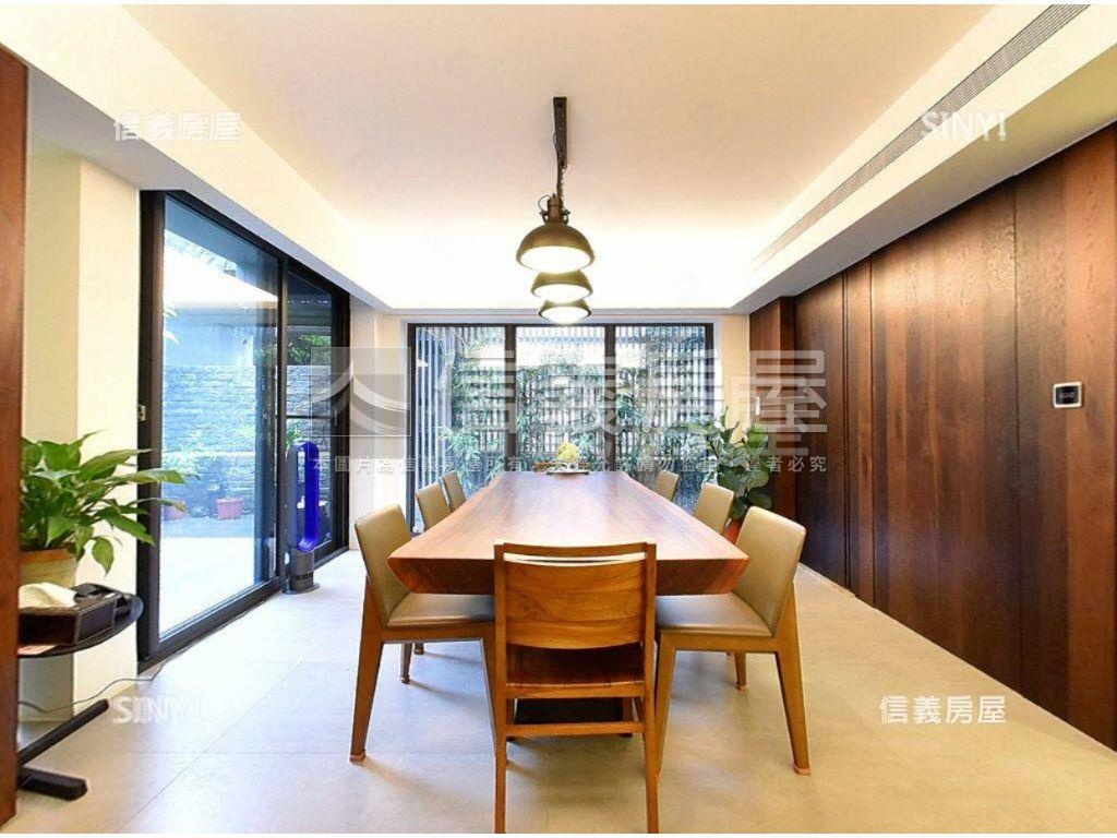 ㊣國花山莊美妝別墅房屋室內格局與周邊環境