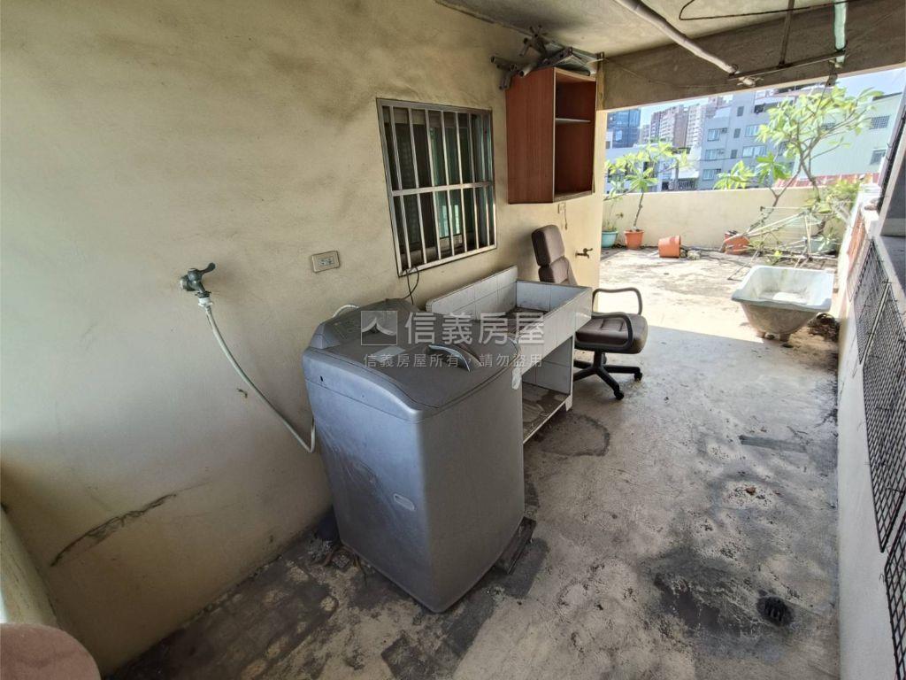 高雄漂亮壽民透天房屋室內格局與周邊環境