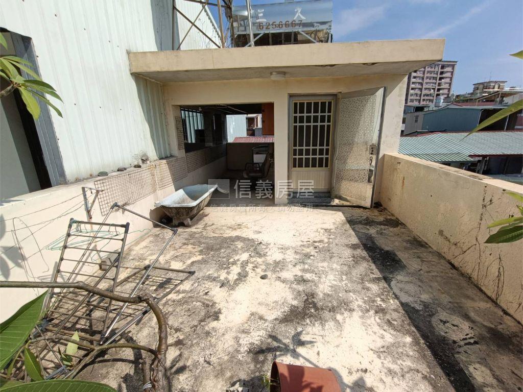 高雄漂亮壽民透天房屋室內格局與周邊環境