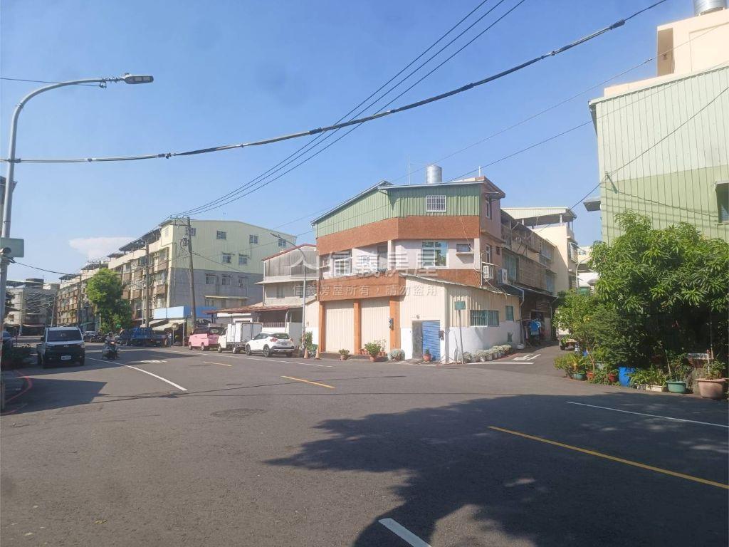高雄漂亮壽民透天房屋室內格局與周邊環境