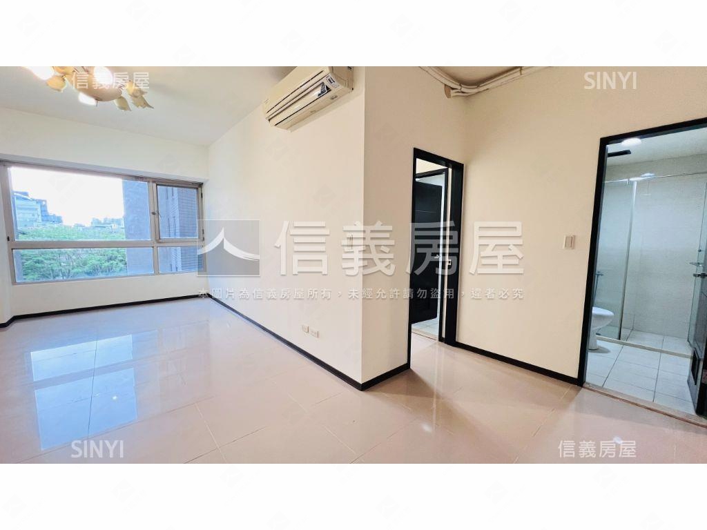 新店台北人三房房屋室內格局與周邊環境