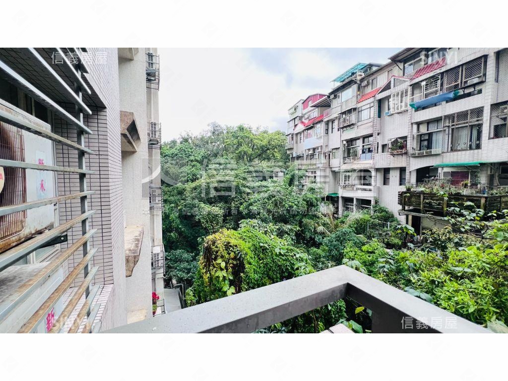 新店台北人三房房屋室內格局與周邊環境