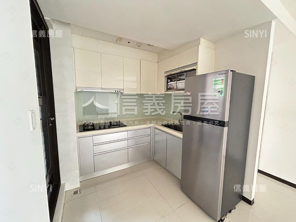 Ｍ３視野遼闊霸景三房房屋室內格局與周邊環境