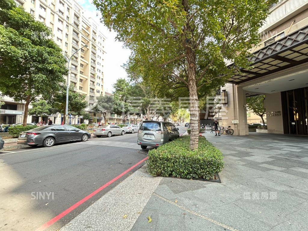 Ｍ３視野遼闊霸景三房房屋室內格局與周邊環境