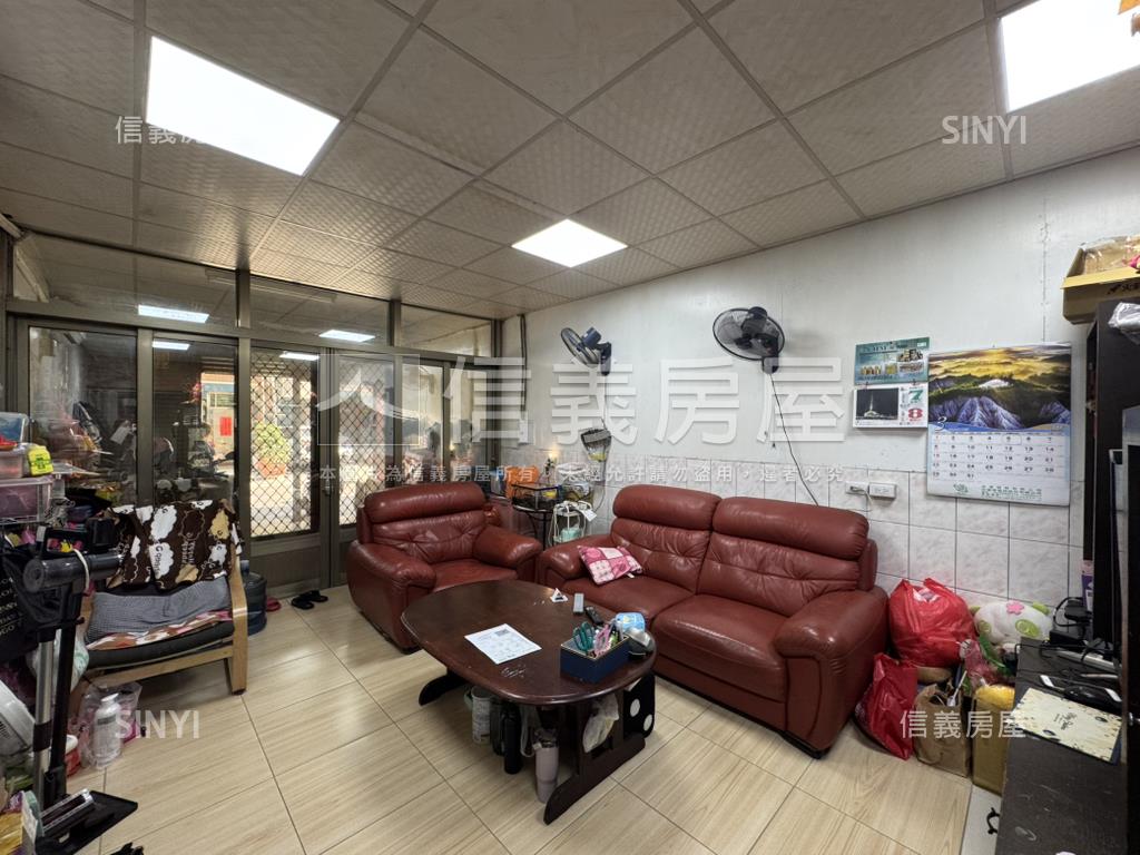 自強路透天房屋室內格局與周邊環境