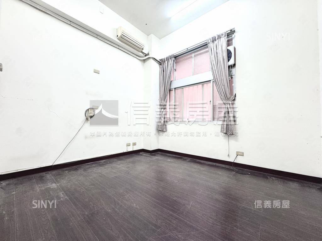 工學商圈低總價３房附車位房屋室內格局與周邊環境