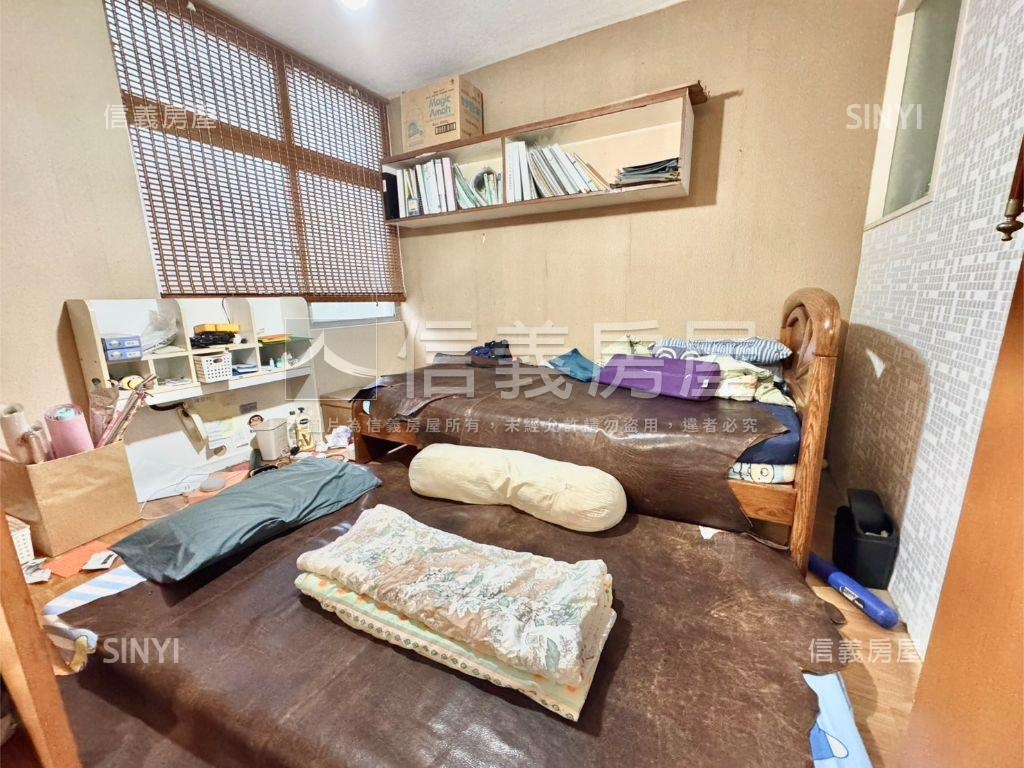 專任＊三民商圈方正２樓房屋室內格局與周邊環境