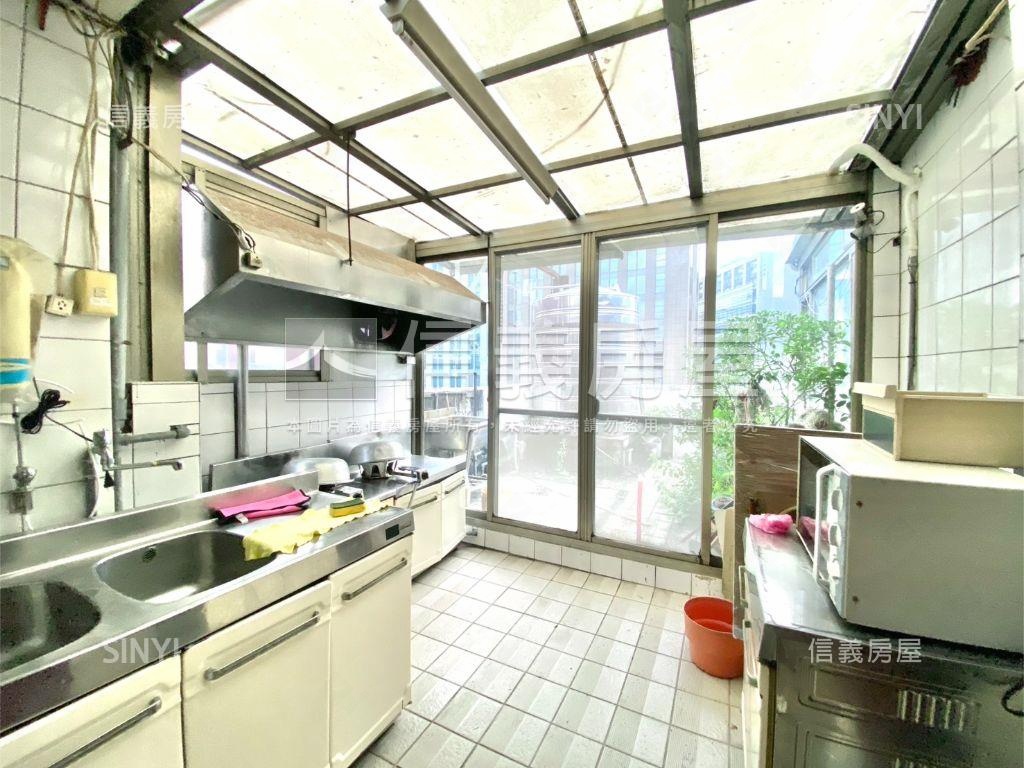 中山北路天母公寓大空間房屋室內格局與周邊環境