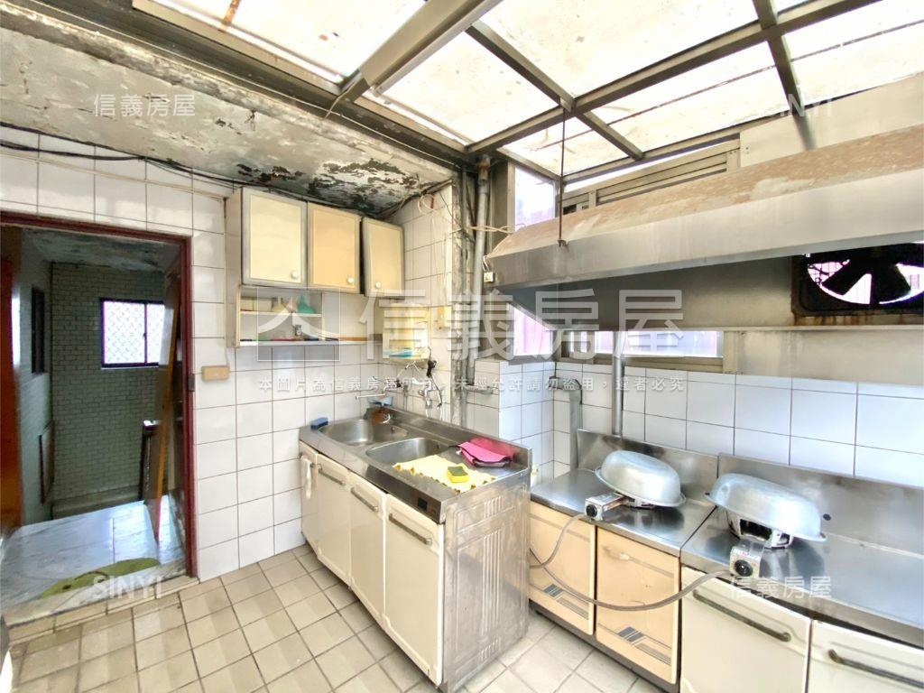 中山北路天母公寓大空間房屋室內格局與周邊環境