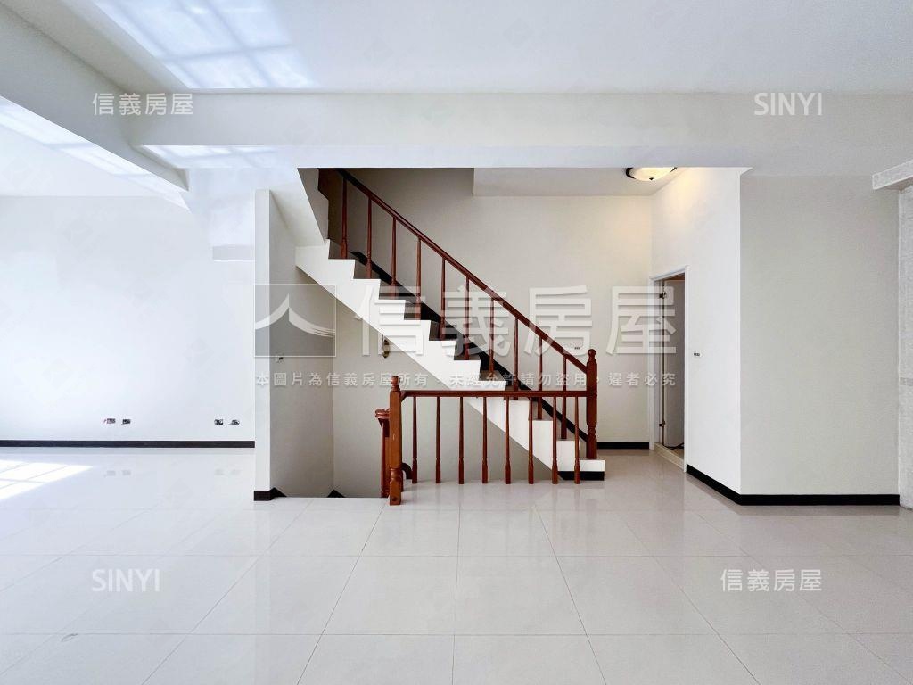 台中法國福泰街金店面房屋室內格局與周邊環境