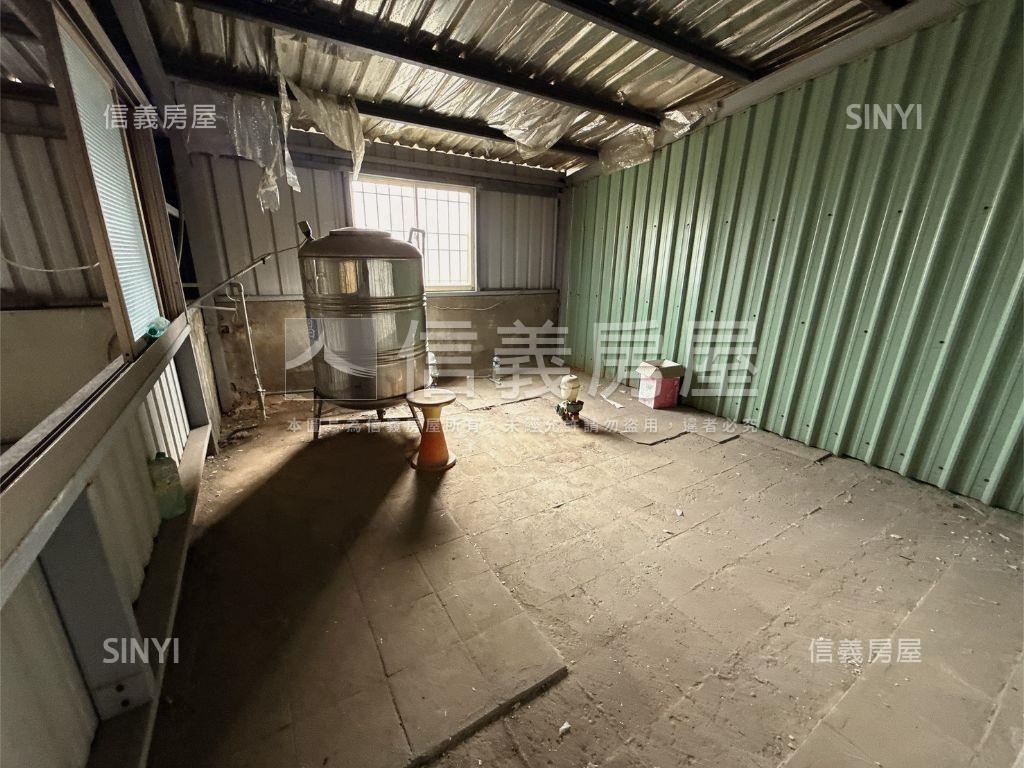 西藏街最熱鬧旺市店面房屋室內格局與周邊環境