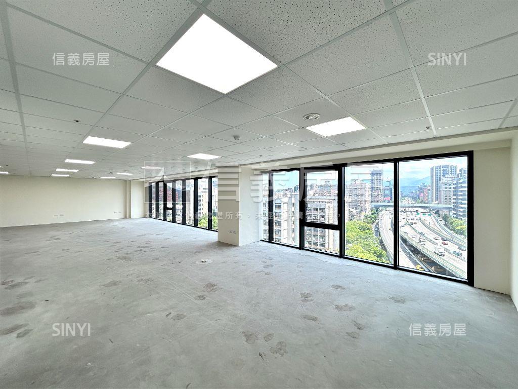 東區９８進財商辦房屋室內格局與周邊環境
