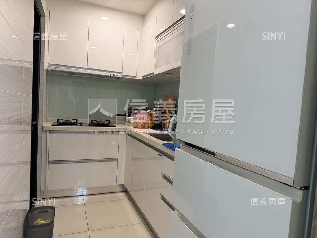 近平興國小寬禾３房車位房屋室內格局與周邊環境